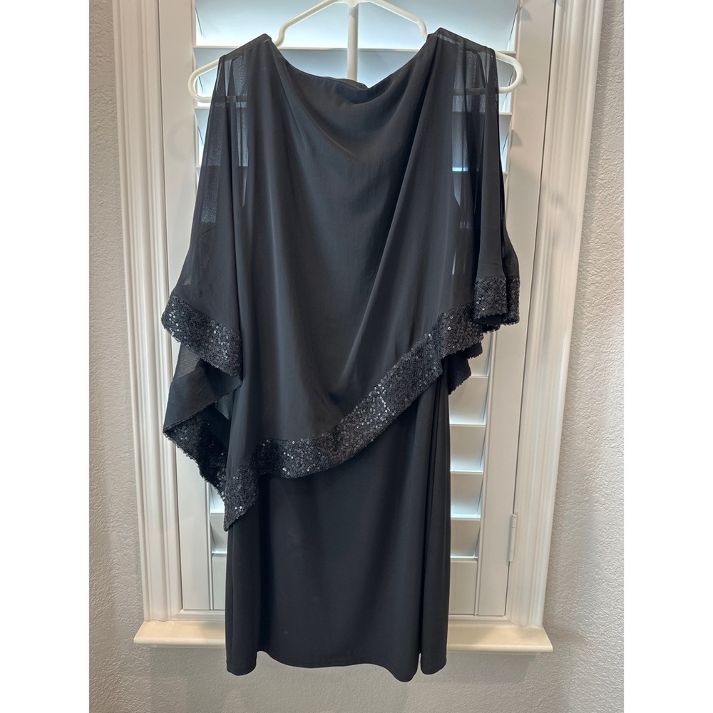Chaps Cape dress - Picture 3 of 8
